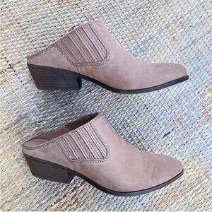 FRYE open back booties Rowen Gore Mule Beige - Suede Leather size 6.5